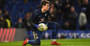 Тотнъм наказа фена, който замери Кепа